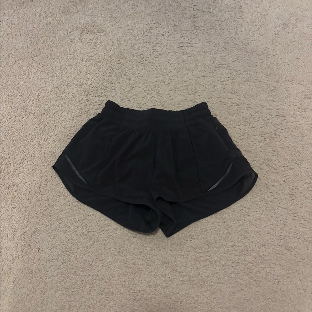 Women's Black lululemon hottie hot 2.5in
